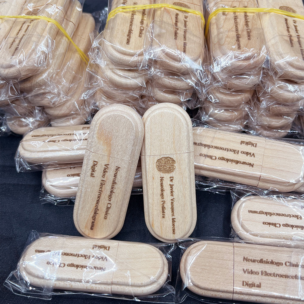 10PCS/Lot Maple Wood USB Drive - огляд і ціна Photography Of Memories
