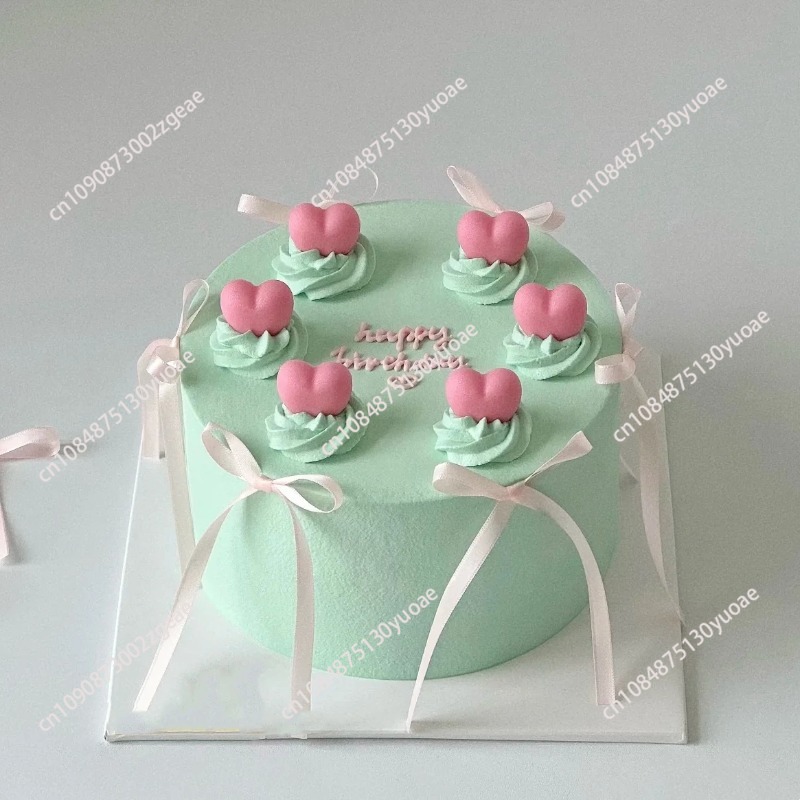 Simulation Birthday Cake Model - огляд і ціна Photography Simulator